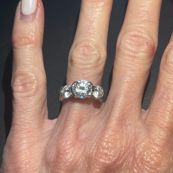 Silpada Three CZ ring *Rare* - Picture 3 of 3